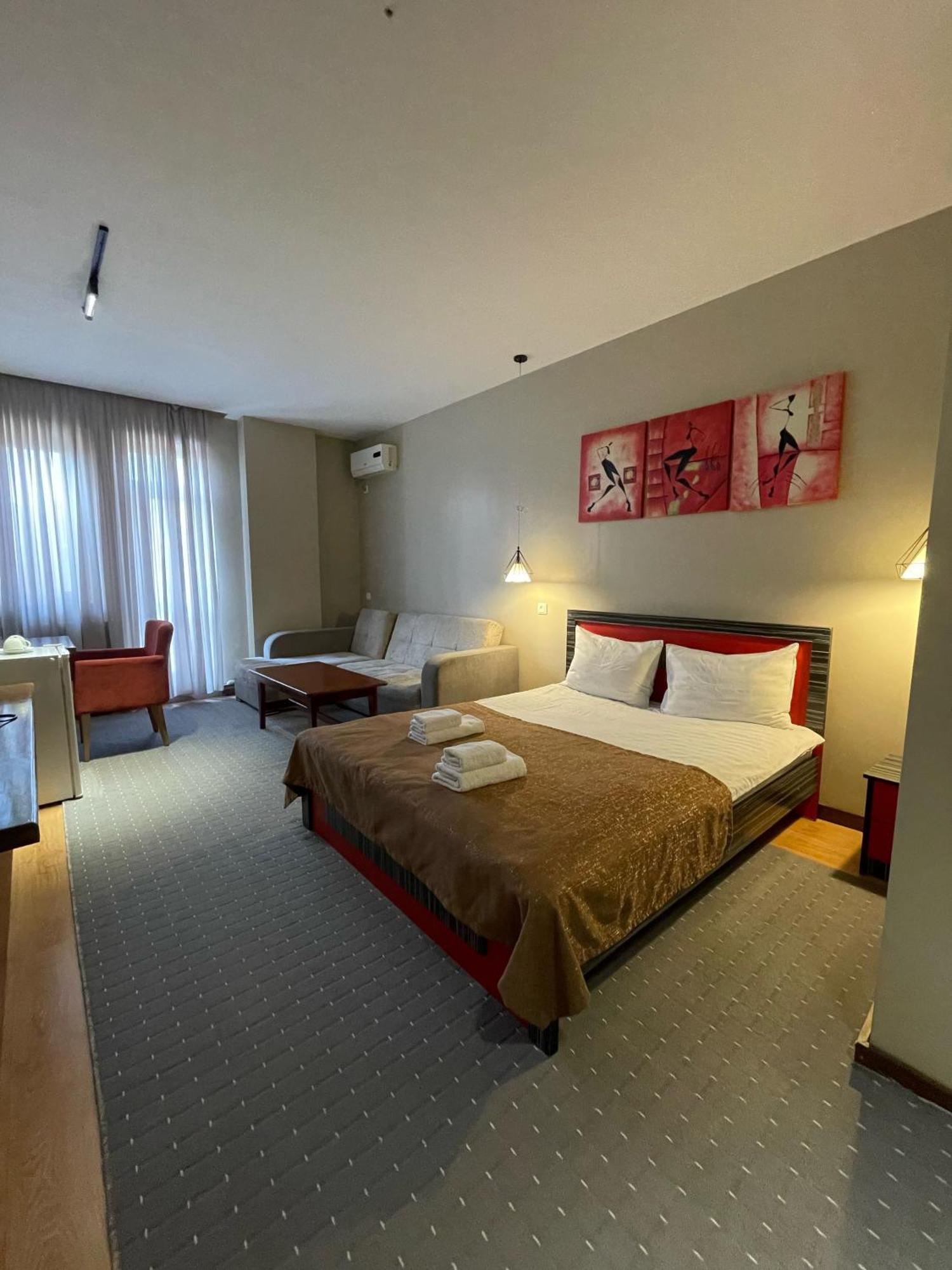 Salam Hotel Ош Екстер'єр фото