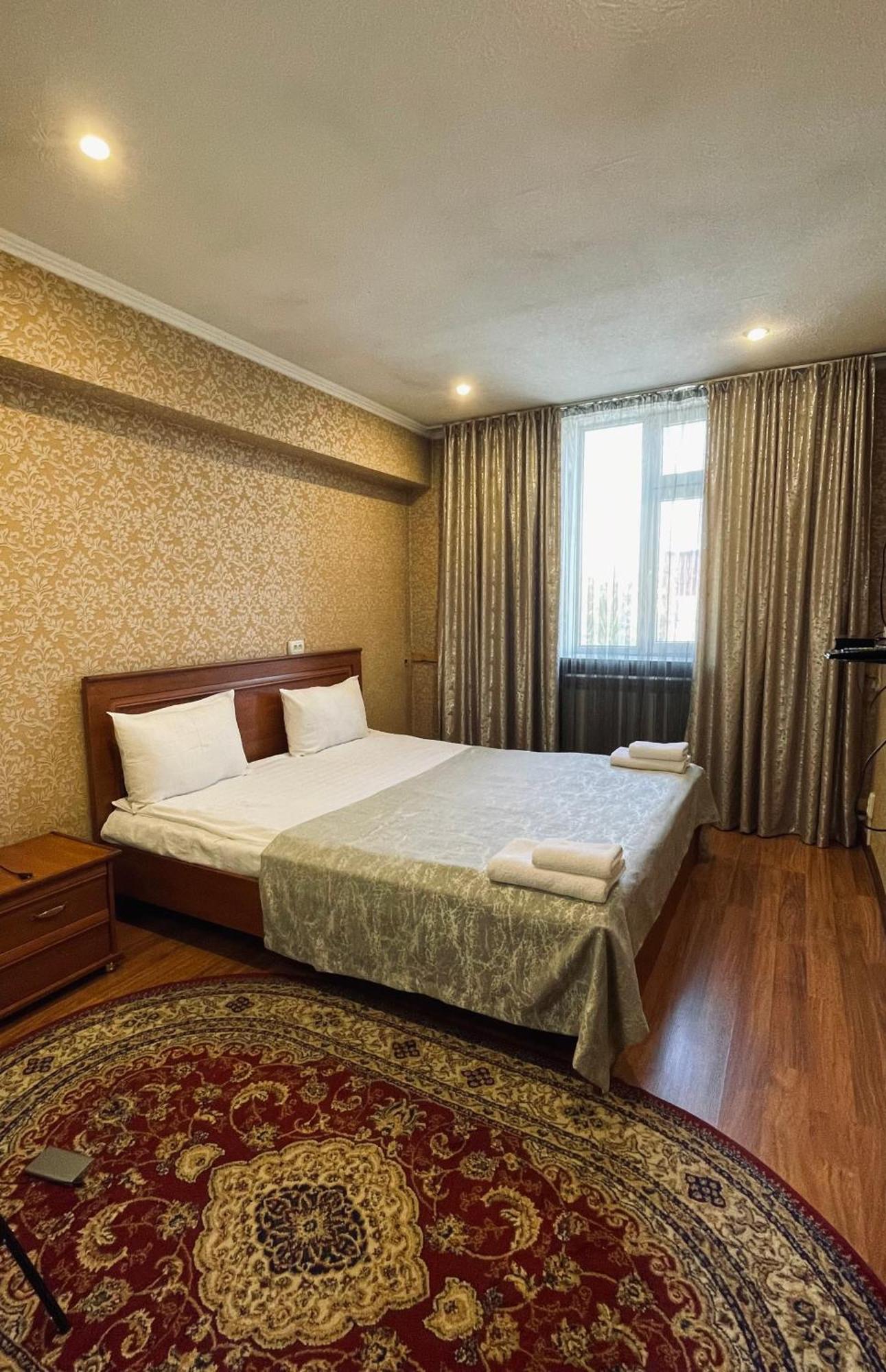Salam Hotel Ош Екстер'єр фото